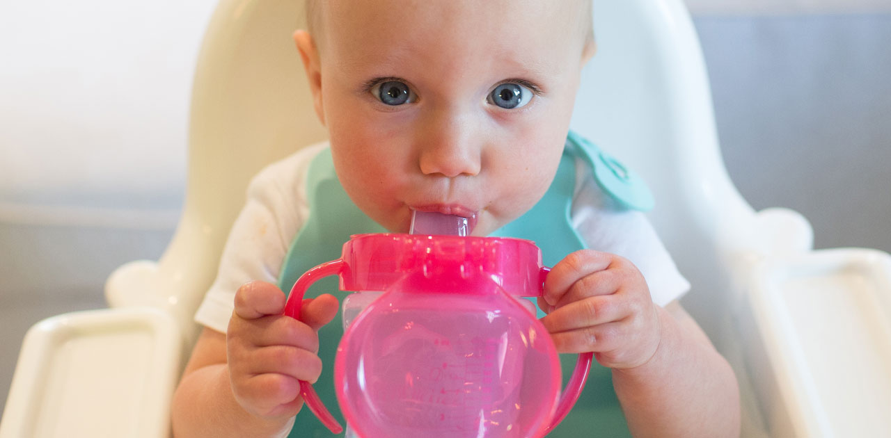 Taza Aprendizaje Bebé con Asas azul